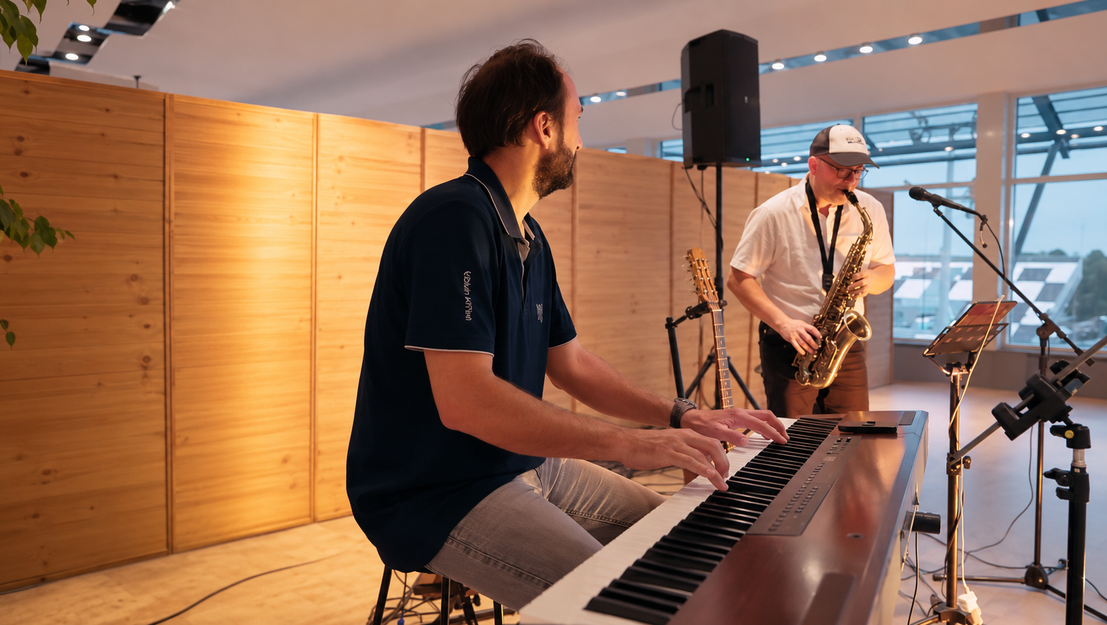 Duo saxophone et piano sur scène